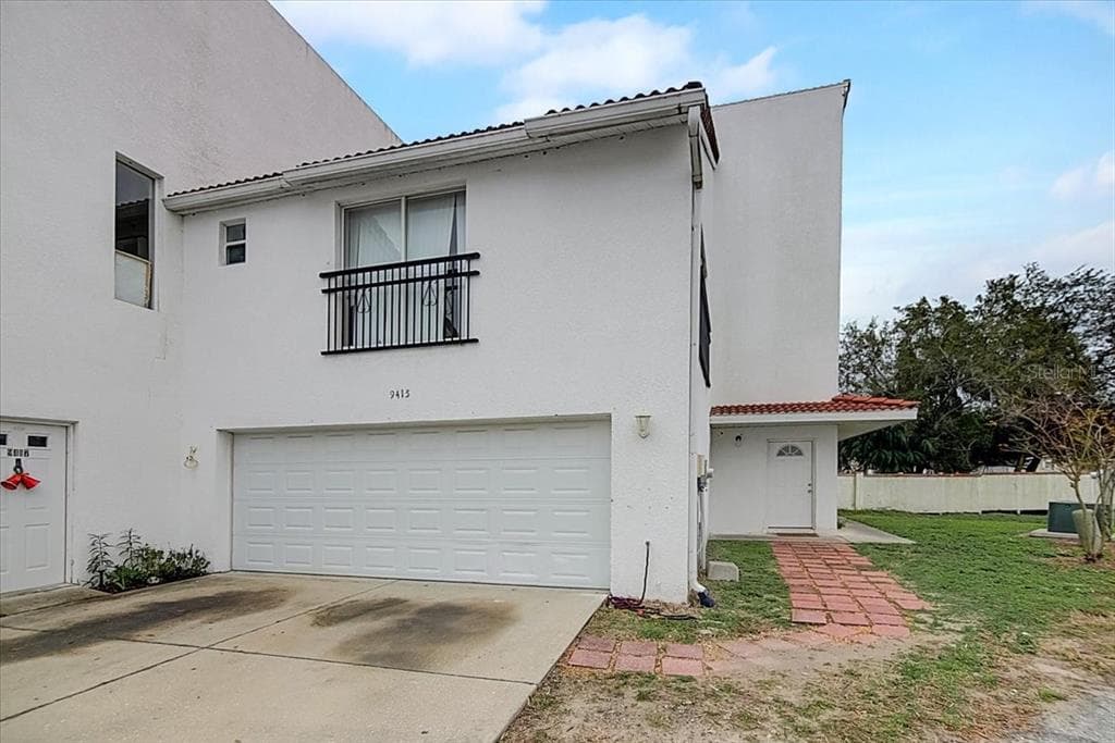 9415 CITRUS GLEN PLACE TAMPA, FL 33618