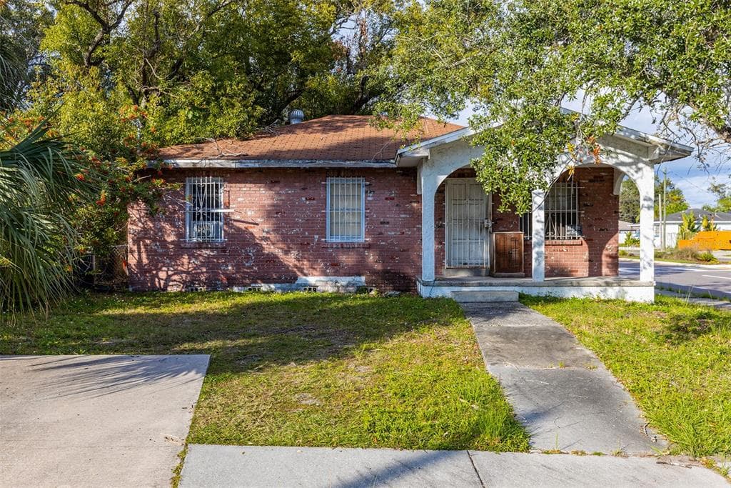 3601 W NORTH B STREET TAMPA, FL 33609