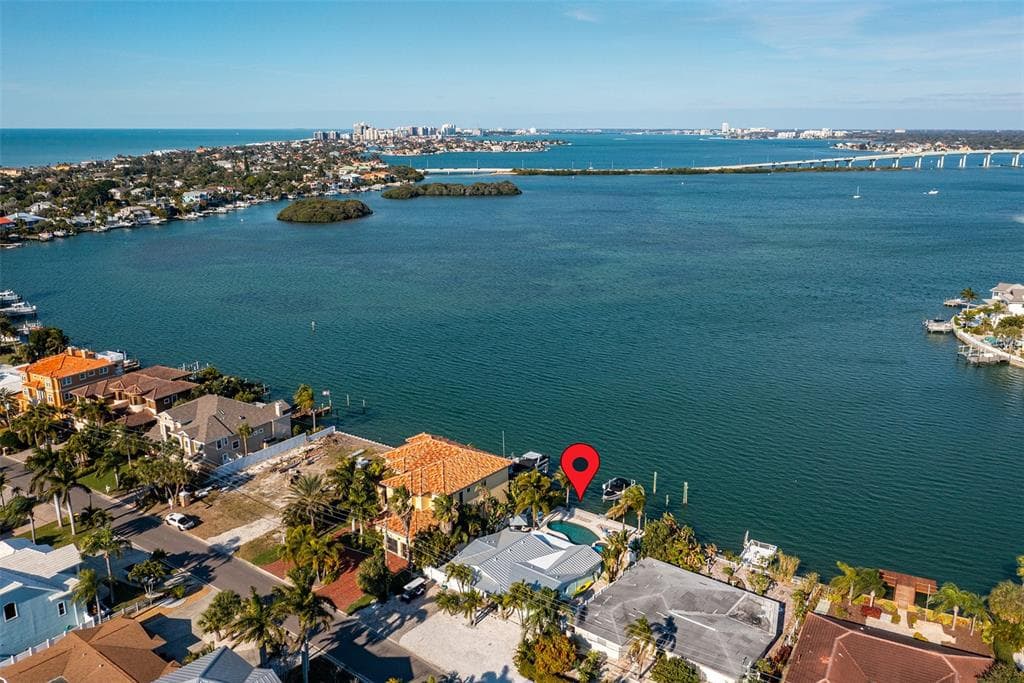 316 HARBOR DRIVE INDIAN ROCKS BEACH, FL 33785