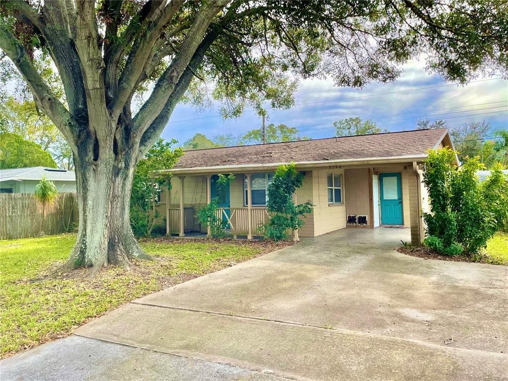 5542 96TH TERRACE N PINELLAS PARK, FL 33782