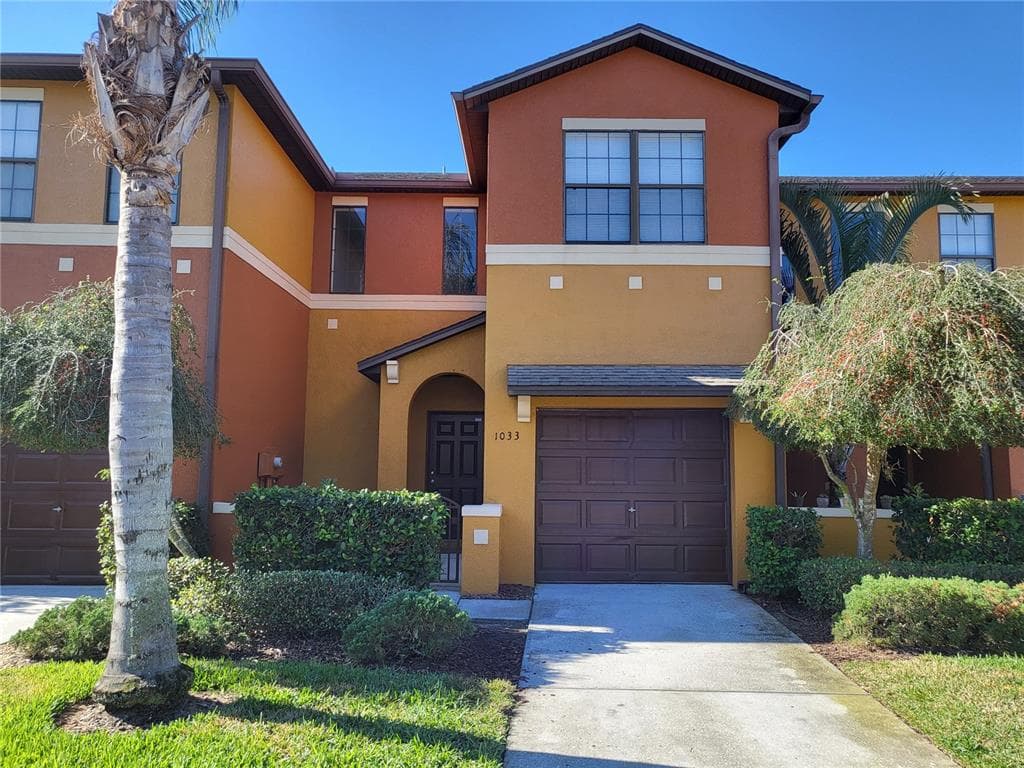 1033 TULLAMORE DRIVE