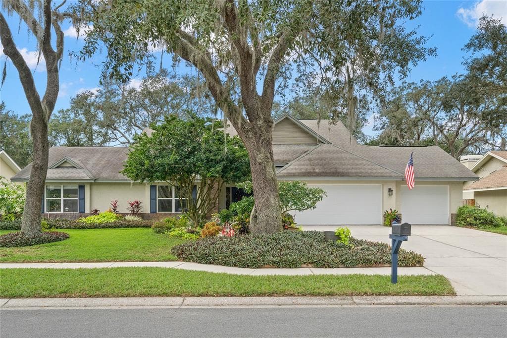2517 MASON OAKS DRIVE VALRICO, FL 33596