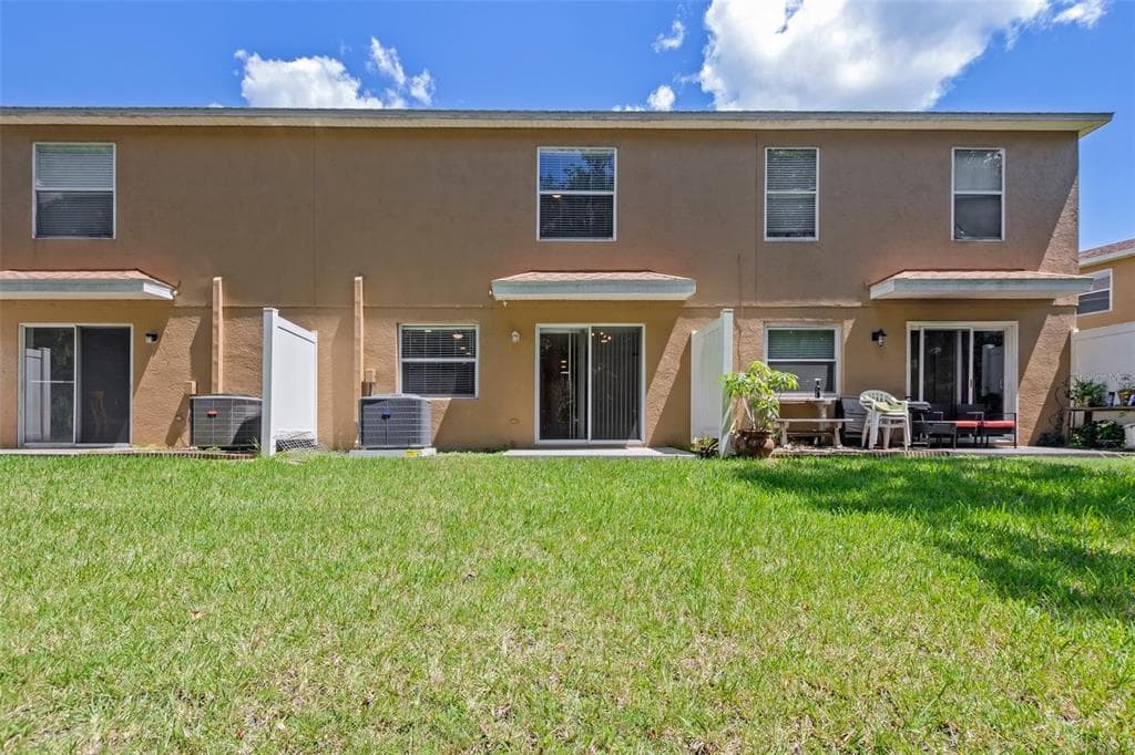 4131 WINDING RIVER LAND O LAKES, FL 34639