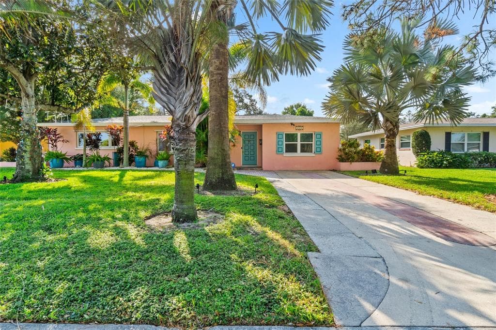 4562 14TH AVENUE N ST PETERSBURG, FL 33713