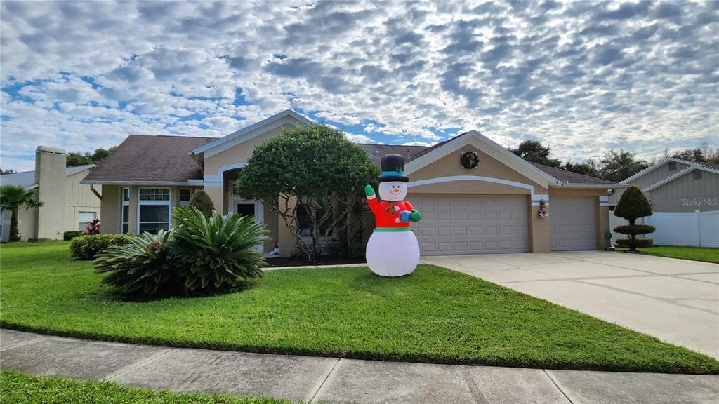28536 DAWNS BREAK POINT WESLEY CHAPEL, FL 33543