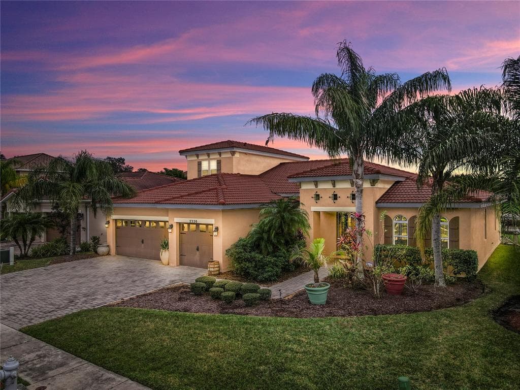 2320 EAGLE TALON COURT KISSIMMEE, FL 34746