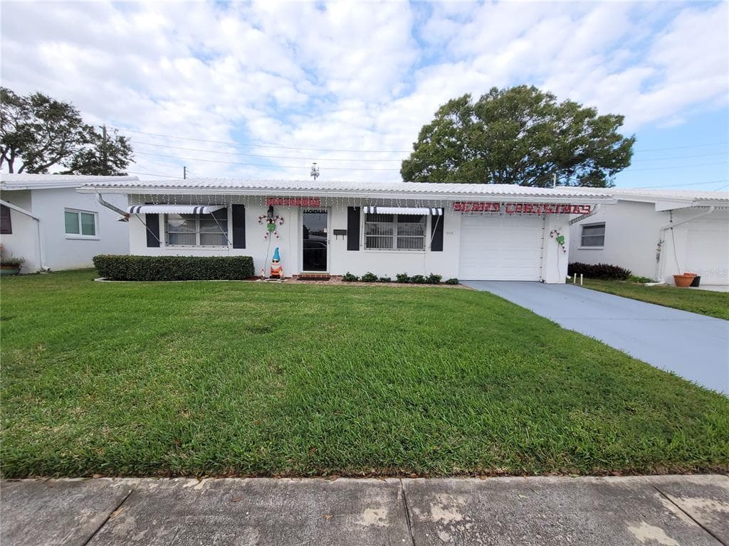 10156 45TH WAY N