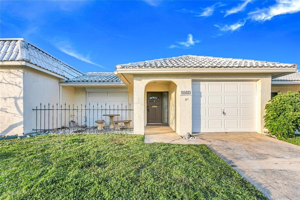 5457 ORANGE BLOSSOM ROAD N PINELLAS PARK, FL 33782