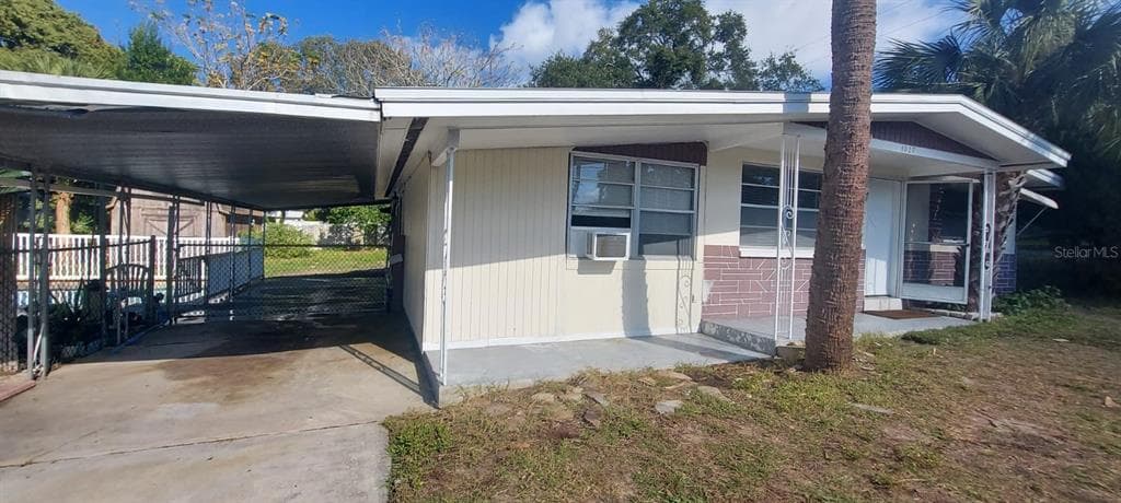 1027 COLUMBIA AVENUE PALM HARBOR, FL 34683