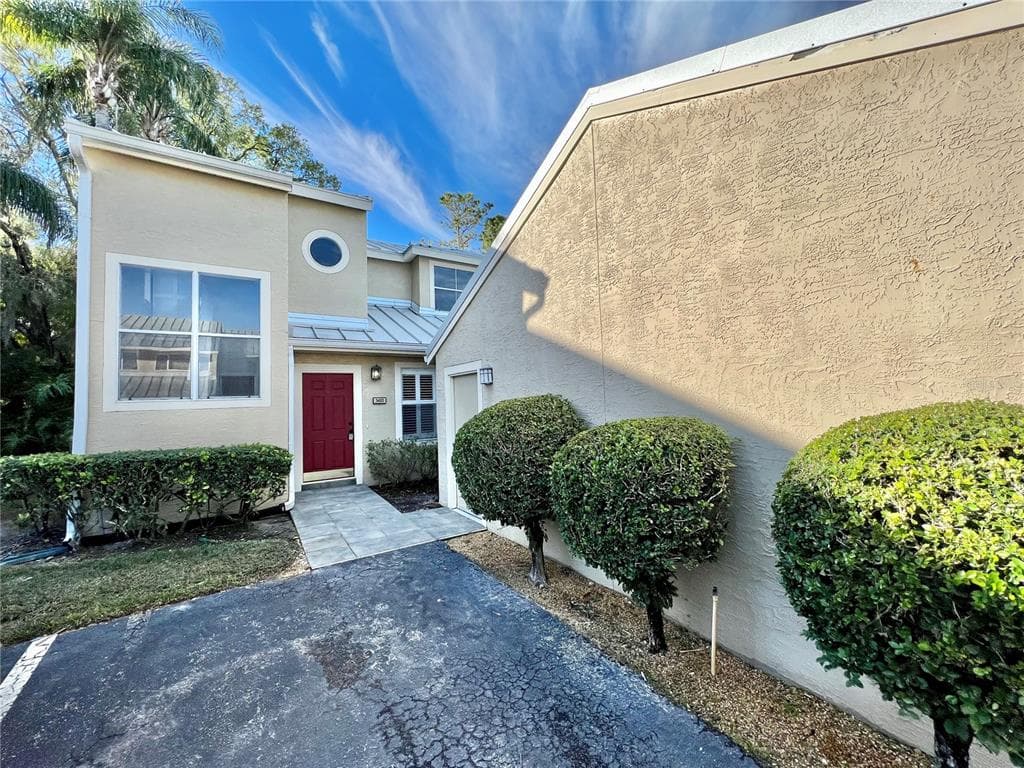 3410 WATERBRIDGE DRIVE TAMPA, FL 33618
