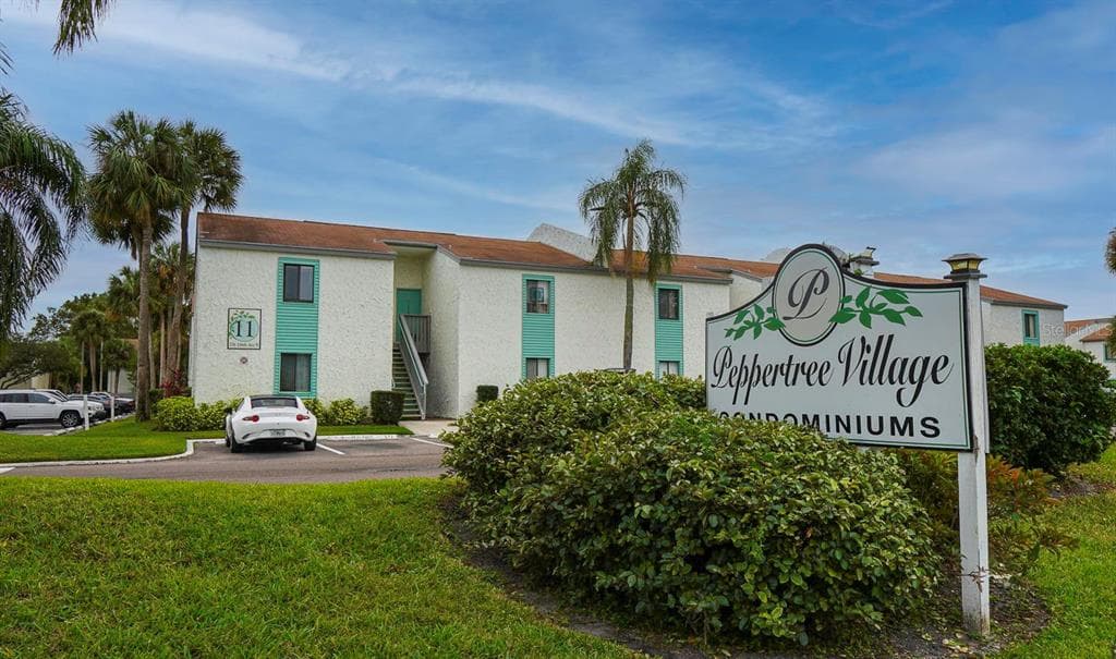 11502 7TH LANE N UNIT 1405 ST PETERSBURG, FL 33716