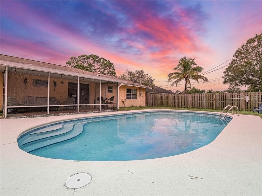 145 11TH COURT VERO BEACH, FL 32962