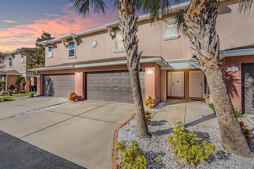 973 AUSSI COURT TARPON SPRINGS, FL 34689