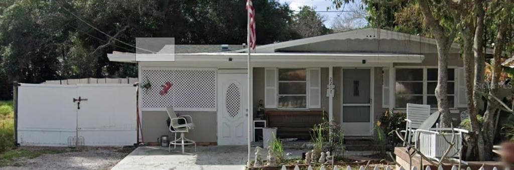 2217 20TH AVENUE W BRADENTON, FL 34205