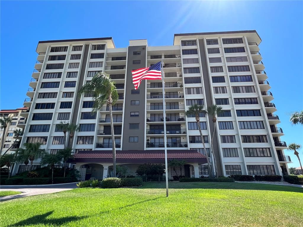736 ISLAND WAY UNIT 803 CLEARWATER, FL 33767