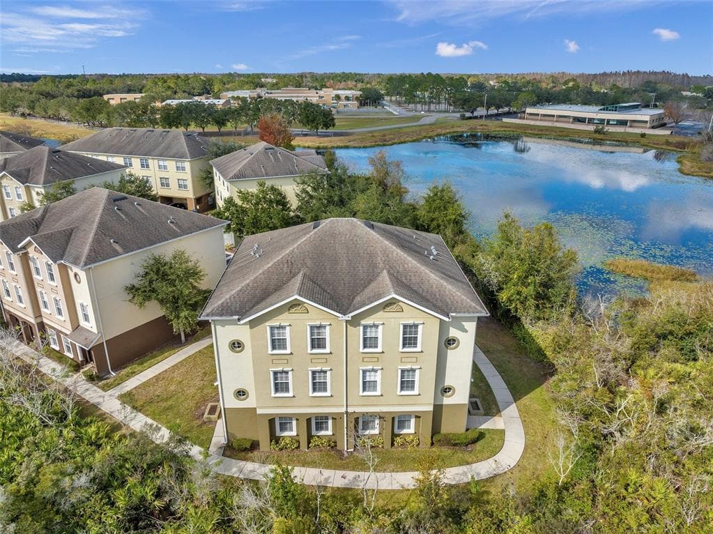 10144 ARBOR RUN DRIVE UNIT 80 TAMPA, FL 33647