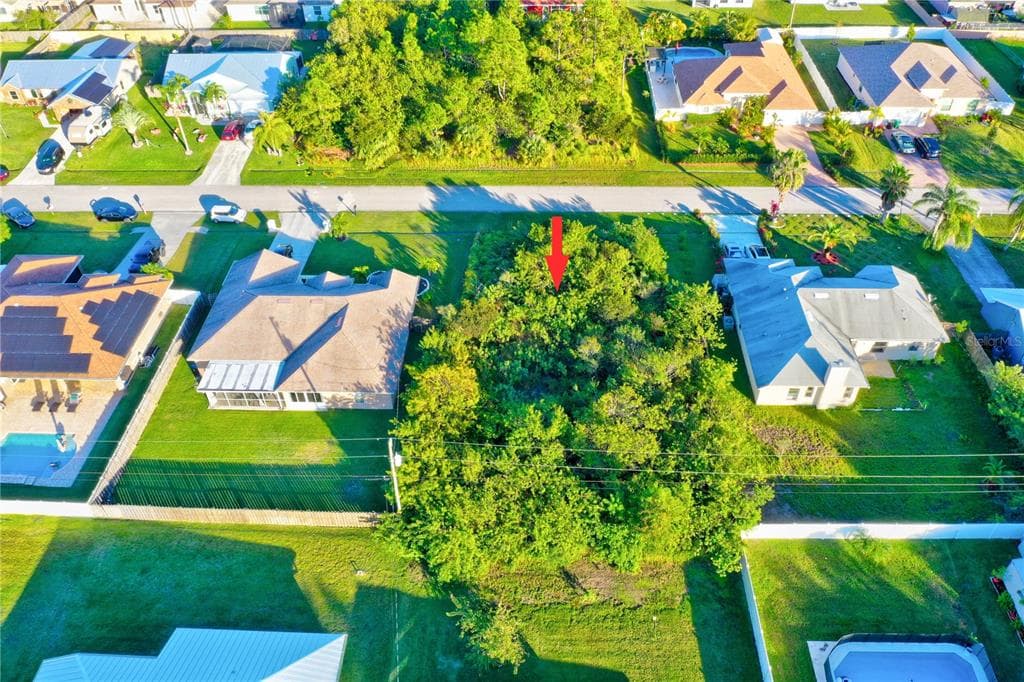 2082 SW GAILWOOD STREET PORT SAINT LUCIE, FL 34953