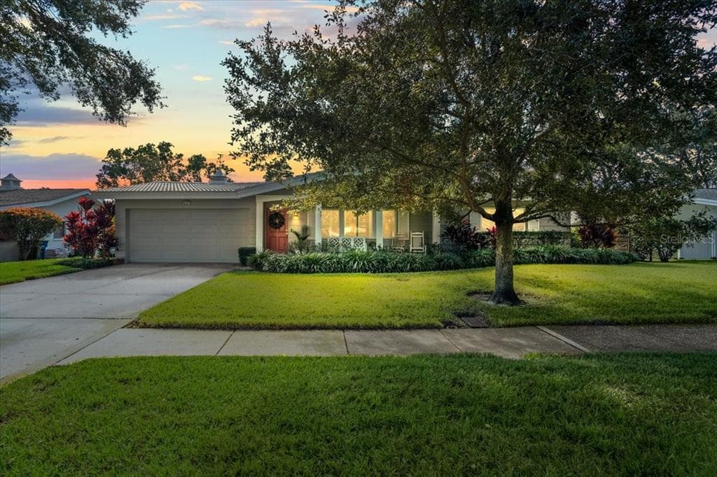 2251 GLENMOOR ROAD N CLEARWATER, FL 33764