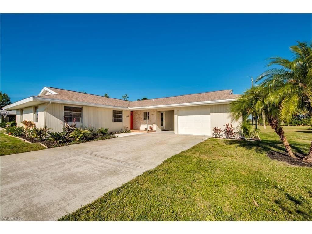 2475 AQUILOS COURT PORT CHARLOTTE, FL 33952
