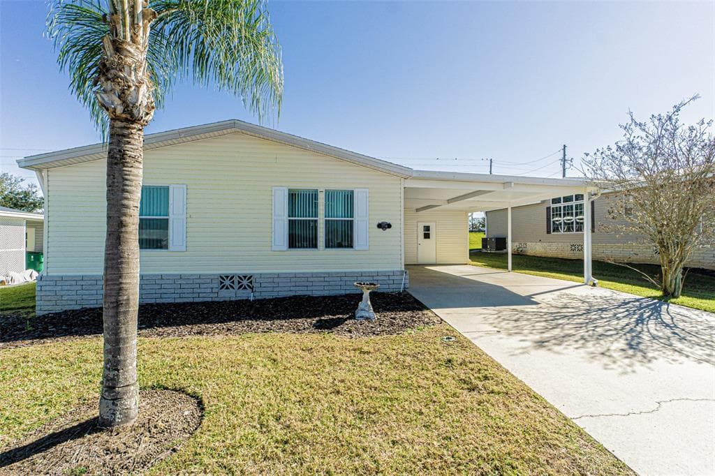 7754 KAY MARIE AVENUE ZEPHYRHILLS, FL 33541