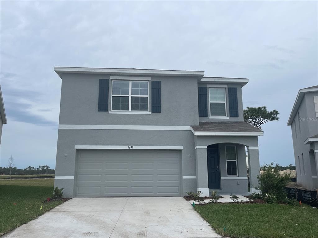 5639 HOLLINGWORTH TRL WESLEY CHAPEL, FL 33545