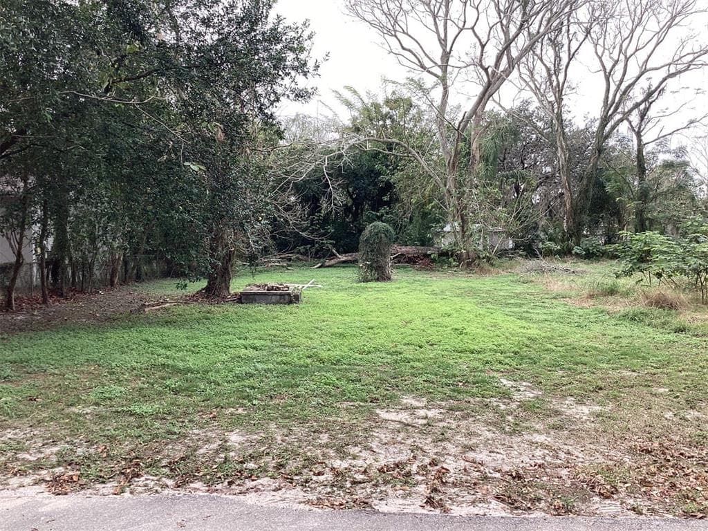 6418 N 49TH STREET TAMPA, FL 33610
