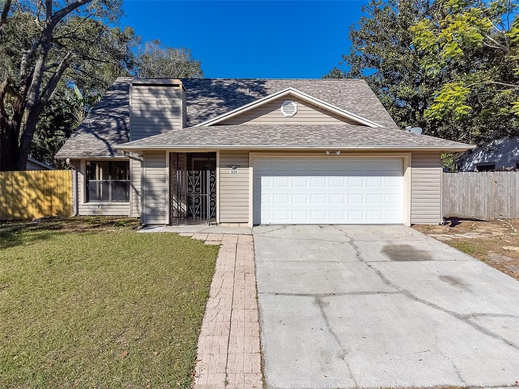 626 FOREST HILLS DRIVE BRANDON, FL 33510