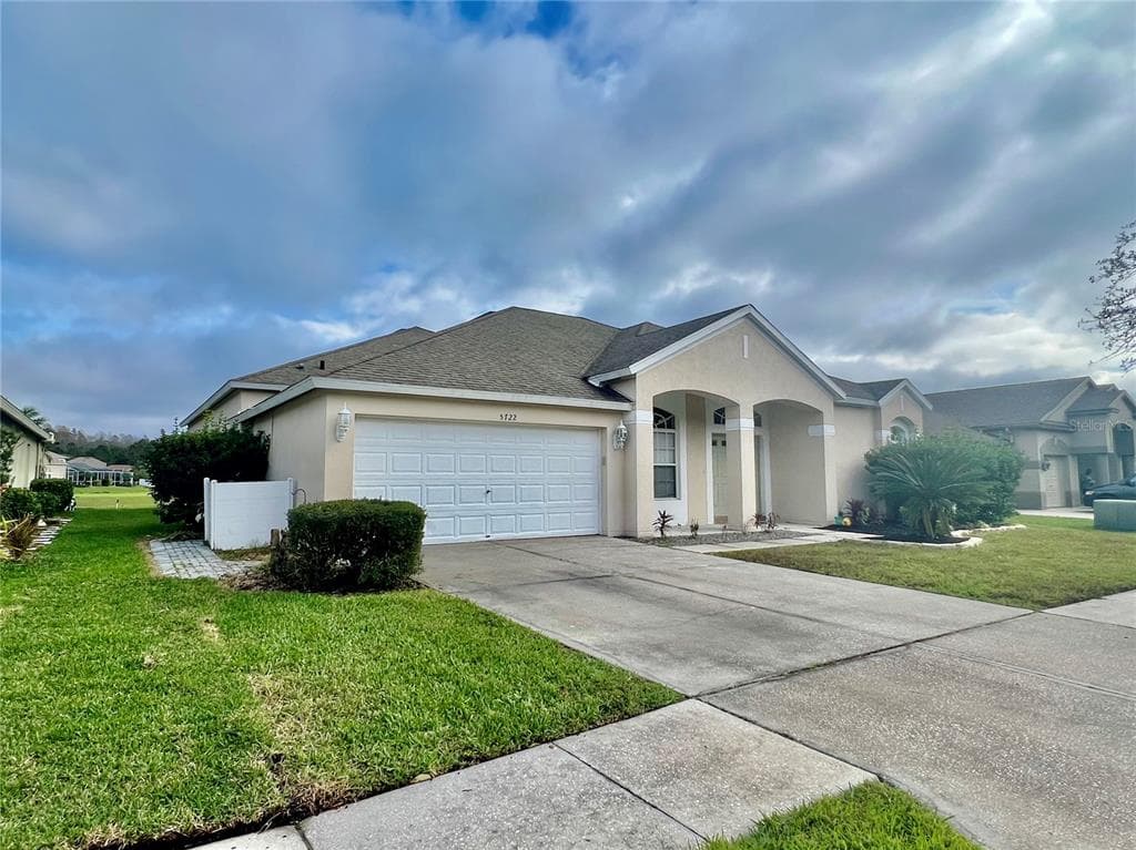 5722 RIVA RIDGE DRIVE WESLEY CHAPEL, FL 33544