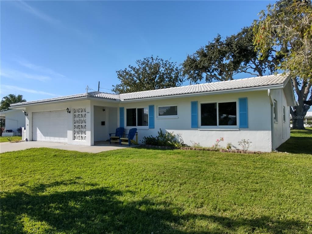4147 96TH AVENUE N UNIT 2 PINELLAS PARK, FL 33782