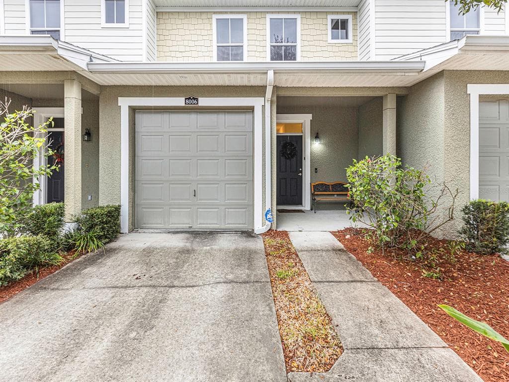 8006 DOWNPATRICK COURT TAMPA, FL 33610