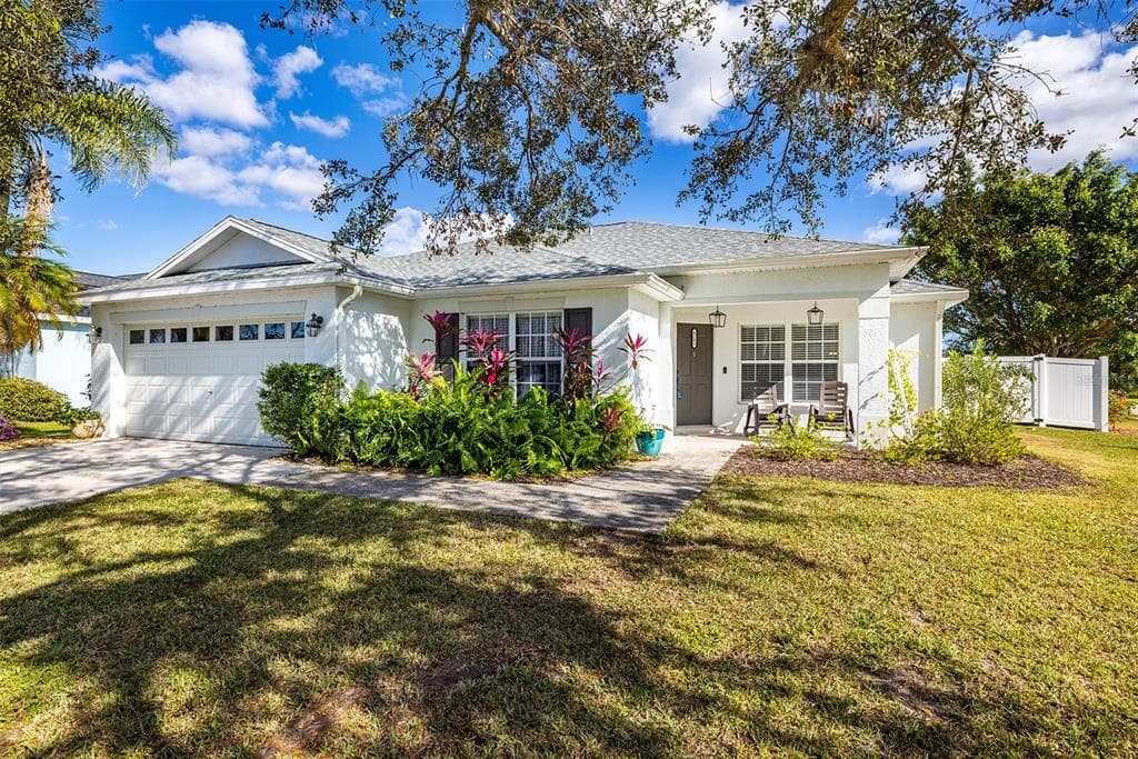 4102 BANBURY CIRCLE PARRISH, FL 34219