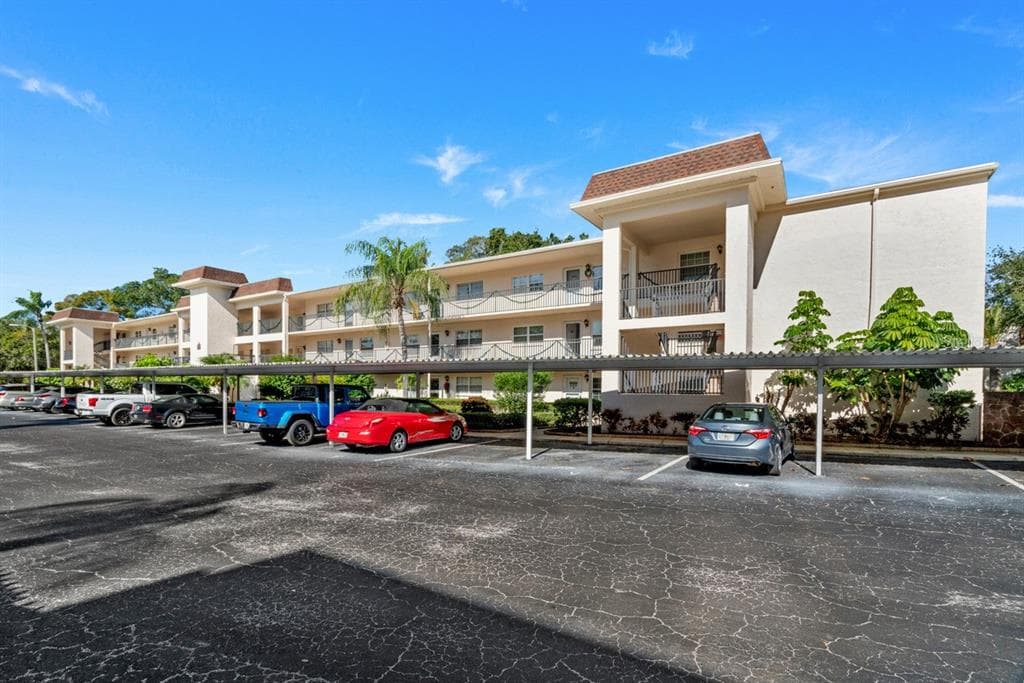 861 MAPLE COURT UNIT 309 DUNEDIN, FL 34698
