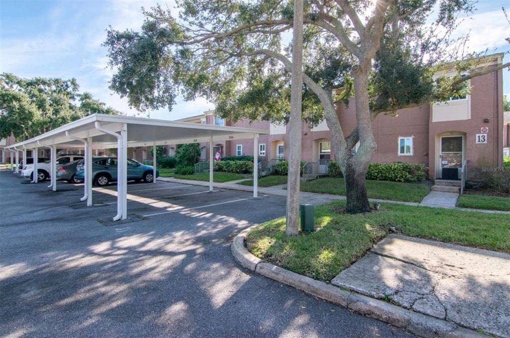 154 115TH AVENUE N UNIT 154 ST PETERSBURG, FL 33716