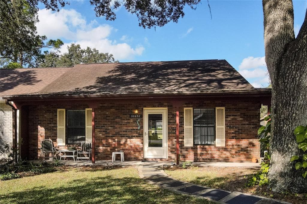 35037 WHISPERING OAKS BOULEVARD RIDGE MANOR, FL 33523
