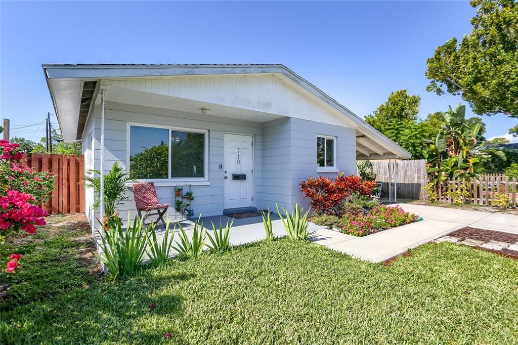 710 50TH AVENUE N ST PETERSBURG, FL 33703