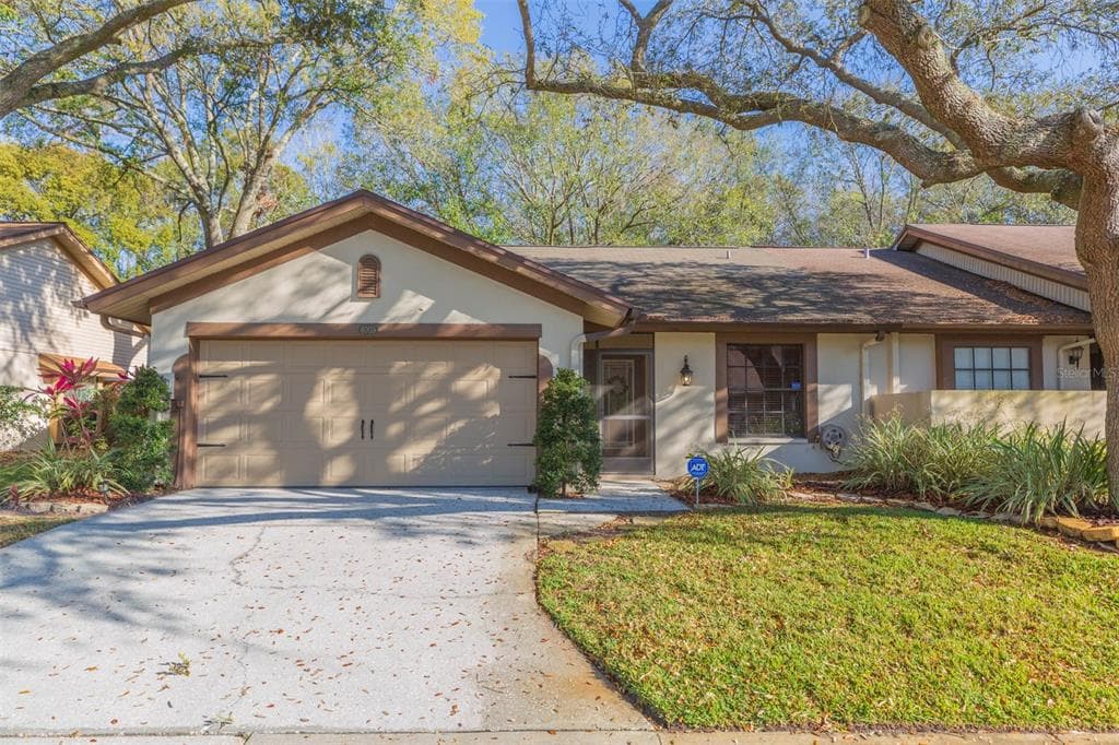 4005 SHORESIDE CIRCLE TAMPA, FL 33624