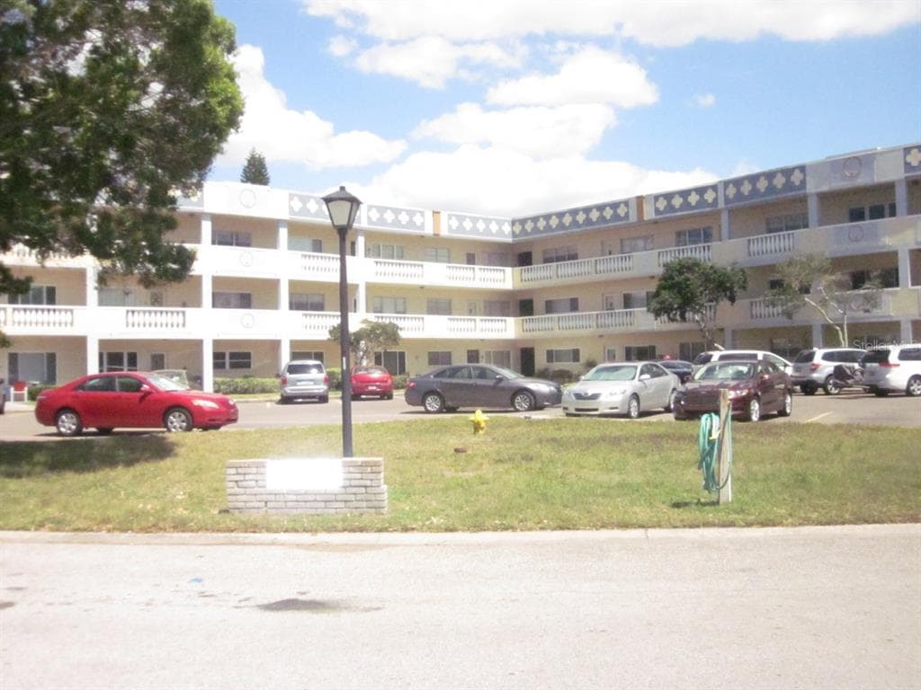 2221 SWEDISH DRIVE UNIT 29 CLEARWATER, FL 33763