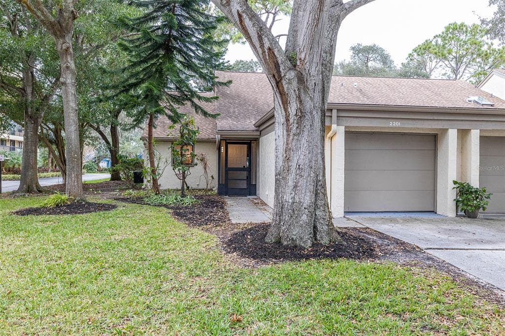 2201 PINE DRIVE UNIT 2201 TARPON SPRINGS, FL 34689