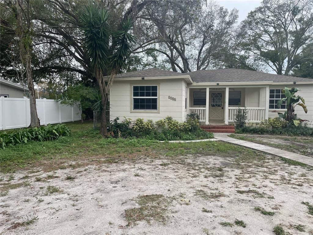 1586 TIOGA AVENUE CLEARWATER, FL 33756