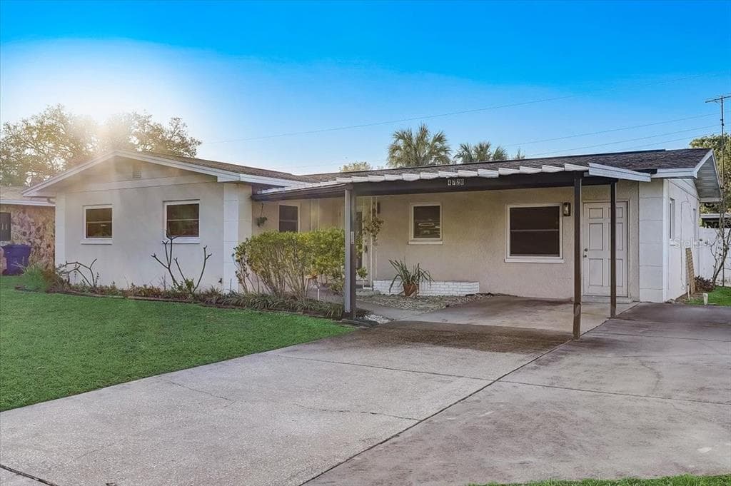4720 W FAIR OAKS AVENUE TAMPA, FL 33611