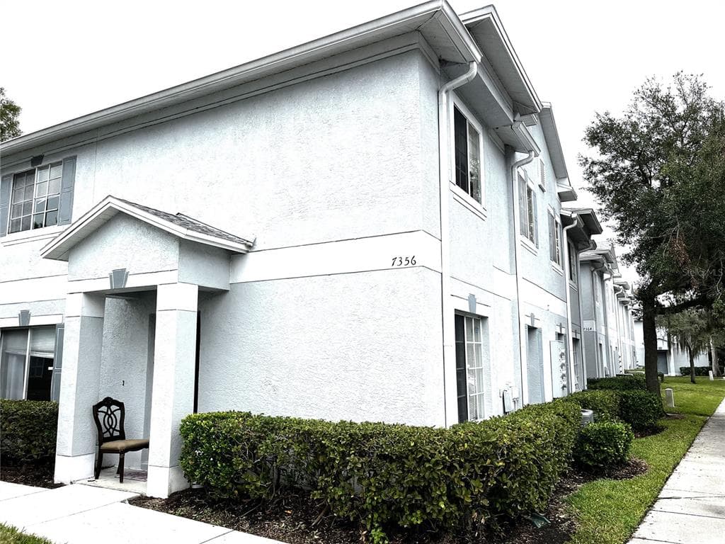 7356 E BANK DRIVE TAMPA, FL 33617