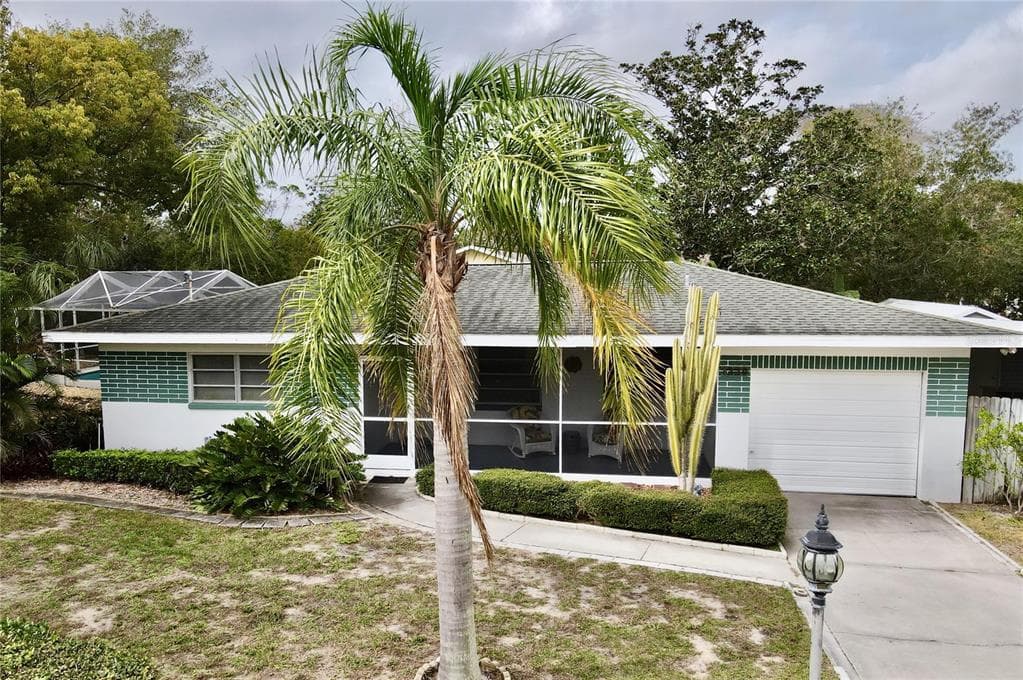 1229 15TH STREET PALM HARBOR, FL 34683