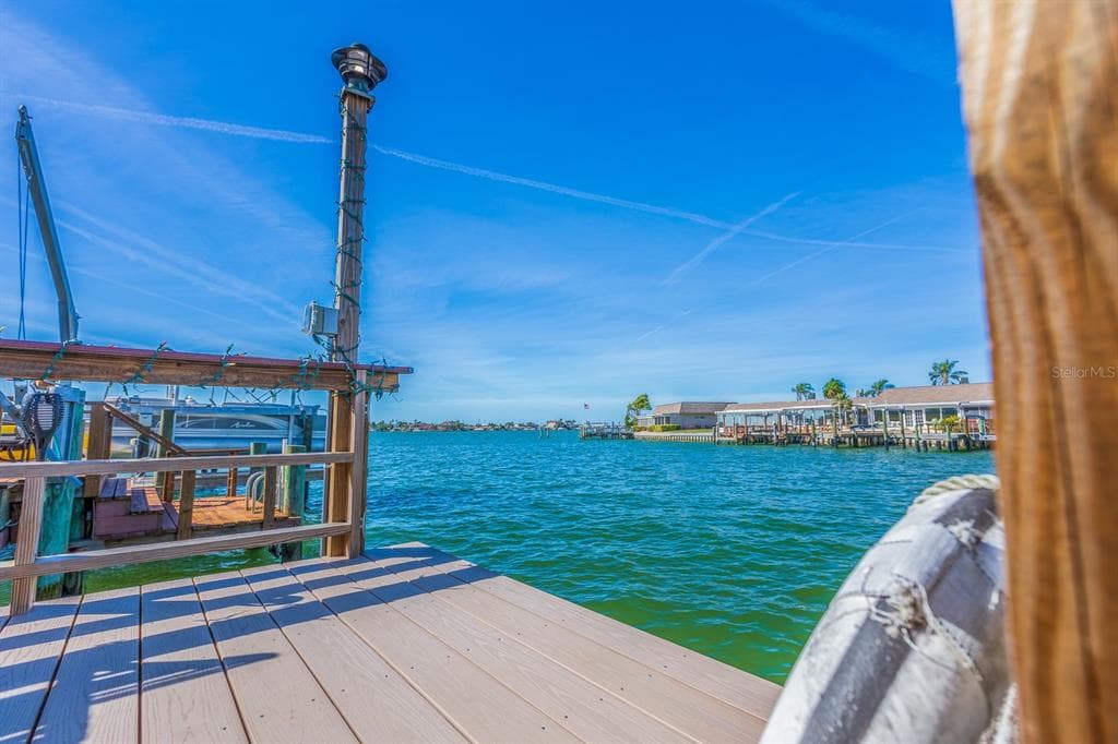 635 BOCA CIEGA POINT BOULEVARD S ST PETERSBURG, FL 33708