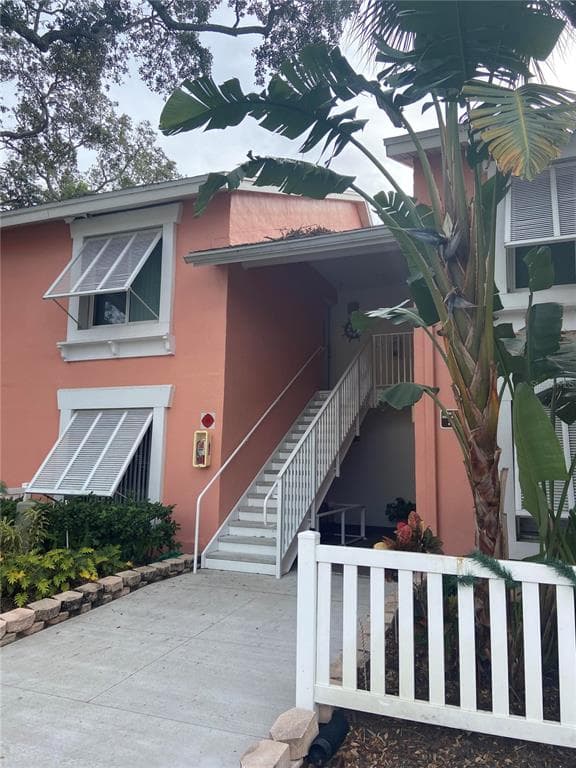 3630 41ST WAY S UNIT B ST PETERSBURG, FL 33711