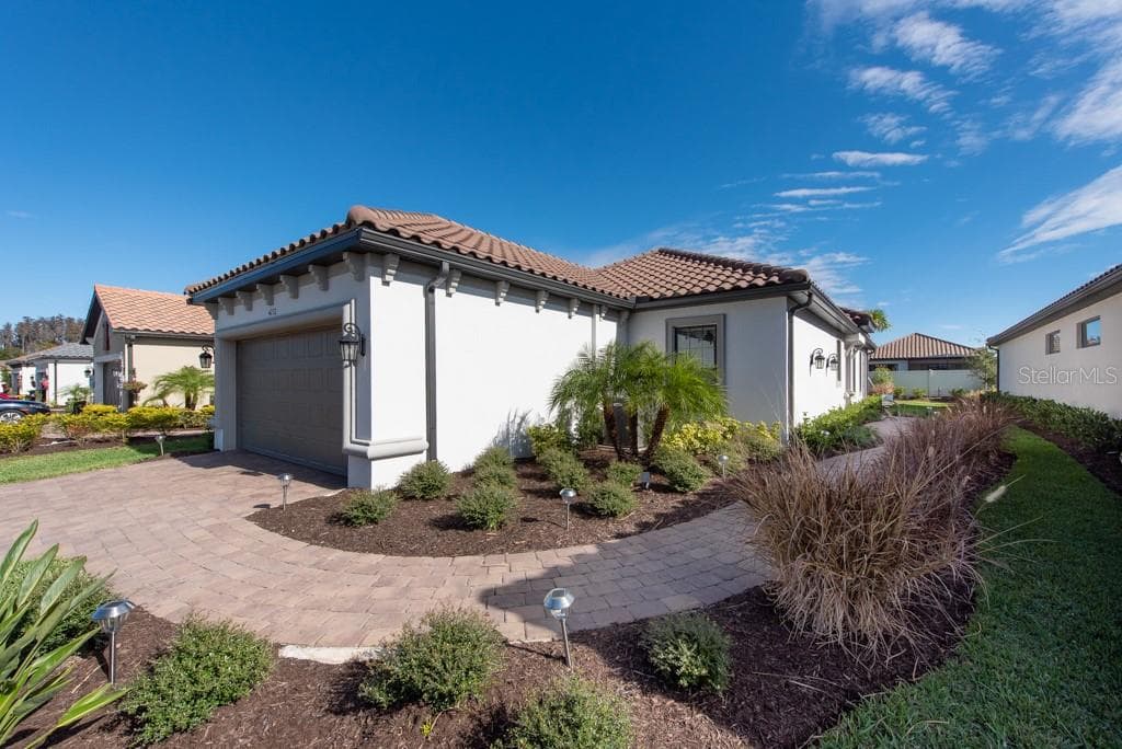 4232 CAIROLI COURT WESLEY CHAPEL, FL 33543