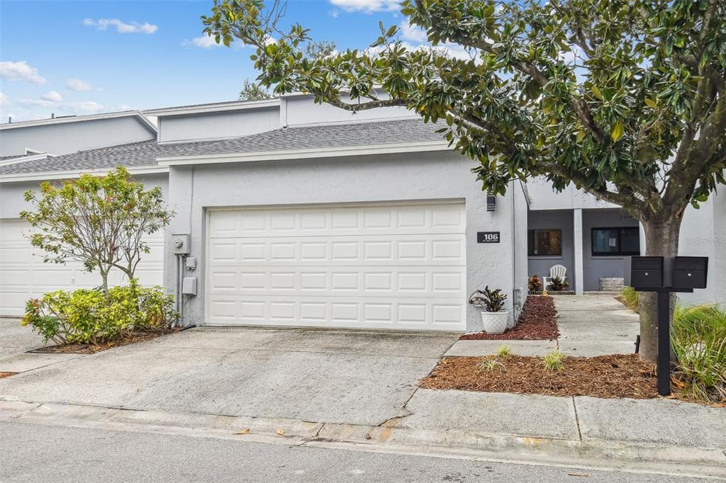 106 W TARGA COURT TAMPA, FL 33606