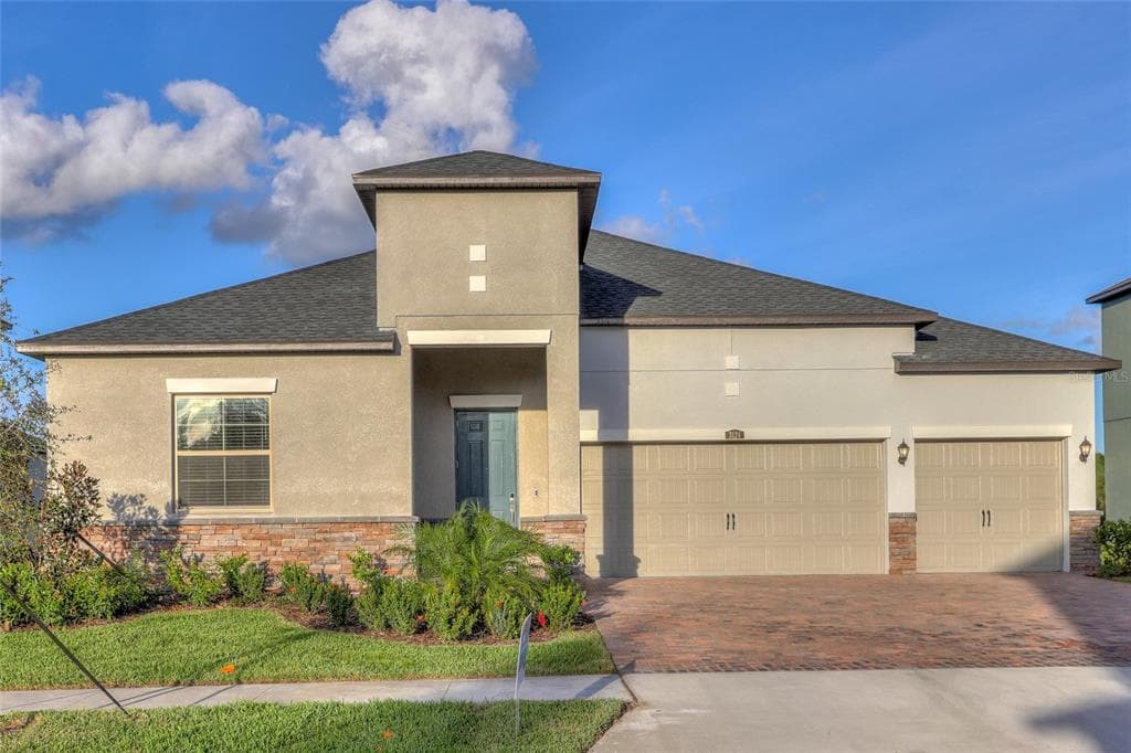 3124 HILLIARD DRIVE WESLEY CHAPEL, FL 33543
