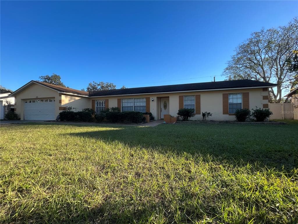 103 MARY KAY COURT BRANDON, FL 33511