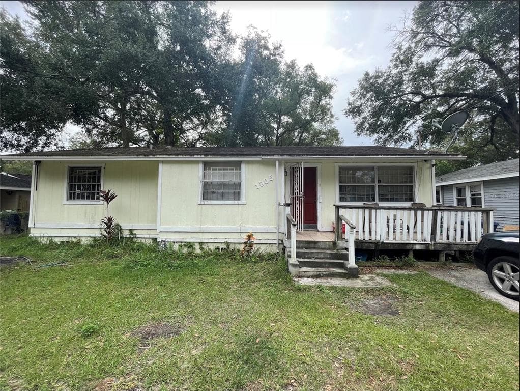 1805 E OSBORNE AVENUE TAMPA, FL 33610