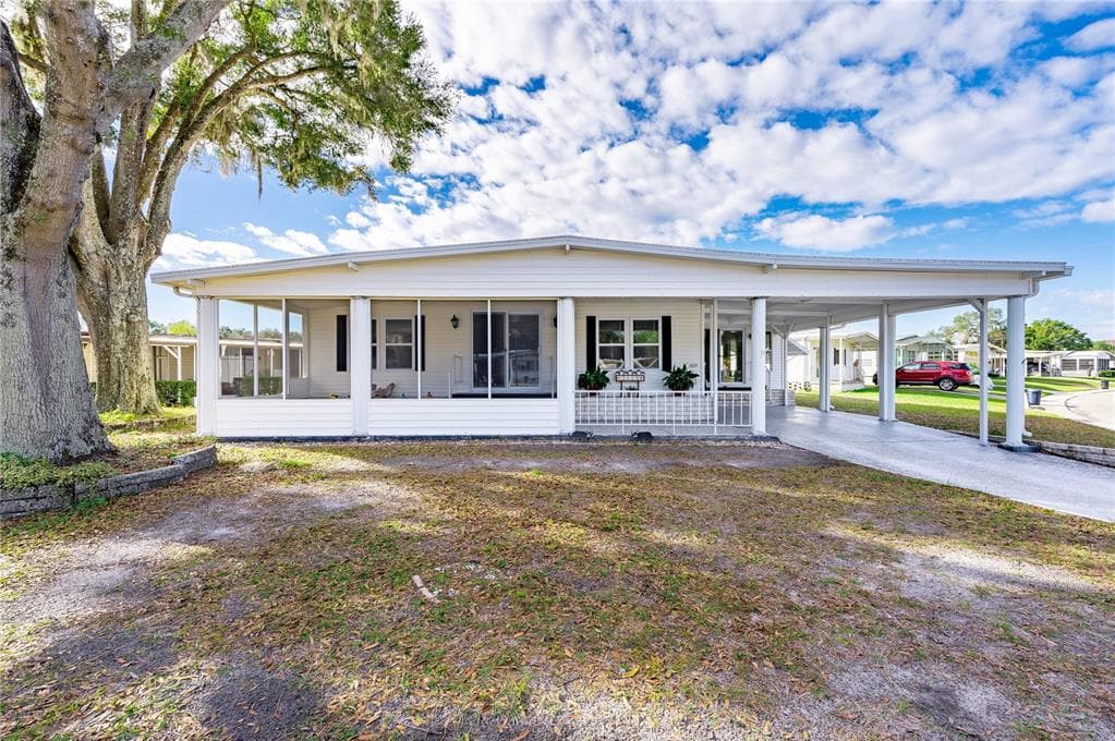 3619 CASTLE DRIVE ZEPHYRHILLS, FL 33540